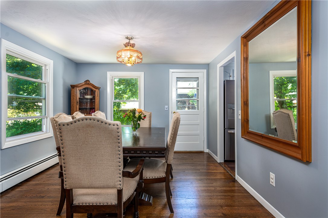 12 Anthony Road Barrington, RI 02806 - Photo 7 of 31