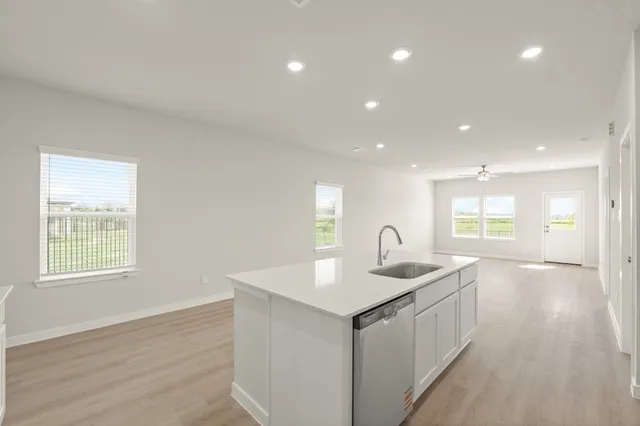 $328,900 | 310 Long Br Drive, Dayton, TX 77535