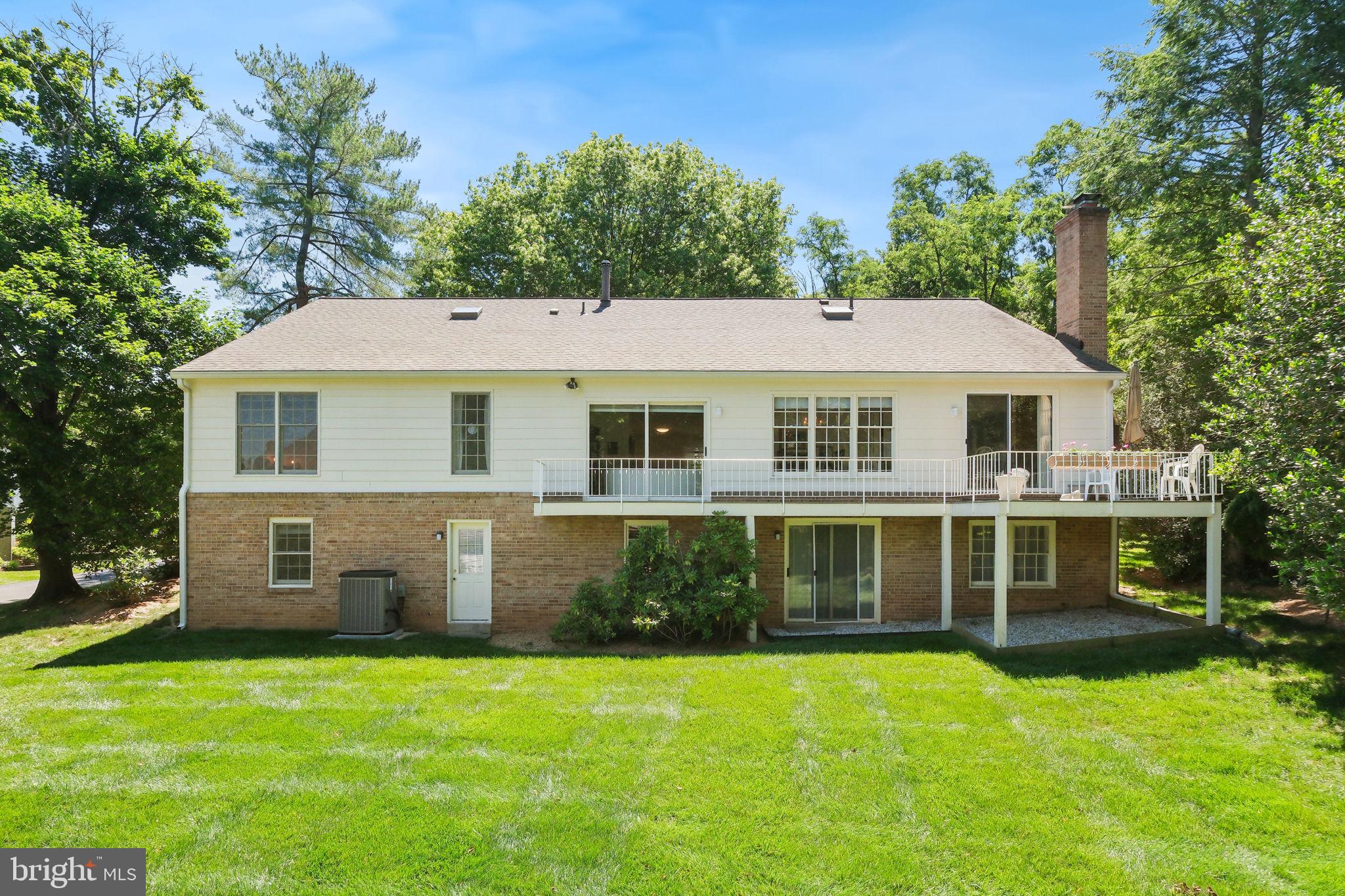 11900 Canfield Road Potomac, MD 20854 - Photo 41 of 44 Exterior Rear