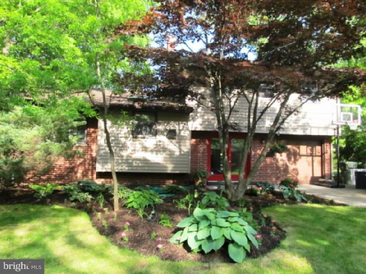 305 Radcliffe Drive Newark, DE 19711 - Photo 1 of 18 Exterior Front