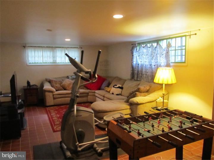 305 Radcliffe Drive Newark, DE 19711 - Photo 13 of 18