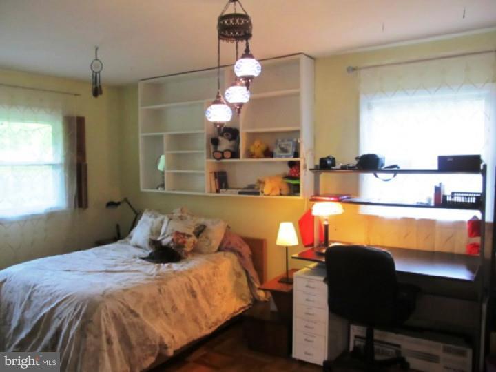 305 Radcliffe Drive Newark, DE 19711 - Photo 10 of 18 Bedroom 2