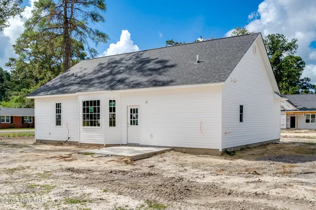 $249,000 | 105 Doris Lane, Teachey, NC 28464