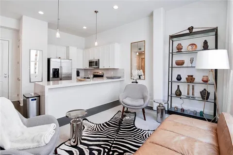 $240,000 | 1201 Canal Street, Unit 416, New Orleans, LA 70112