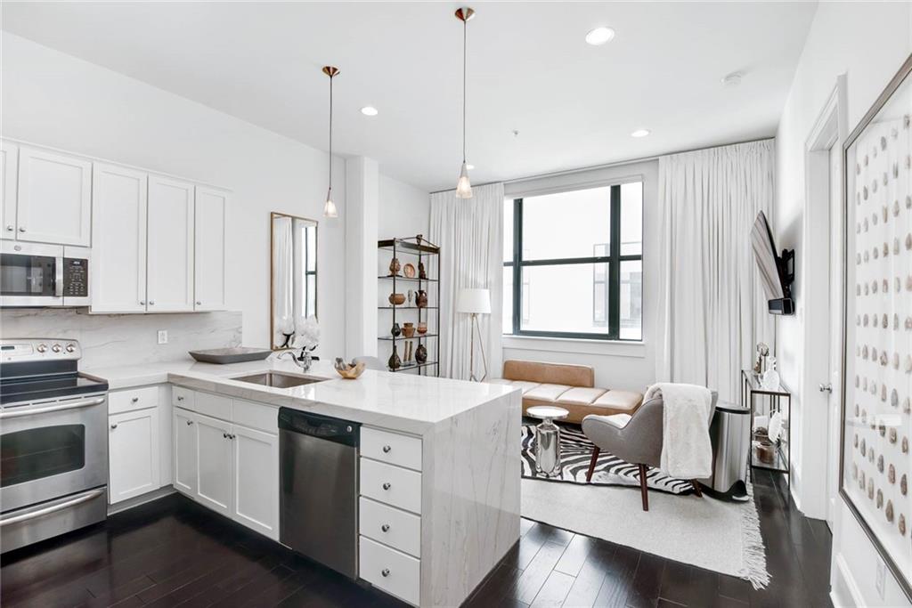 1201 Canal Street, Unit 416 New Orleans, LA 70112 - Photo 6 of 29