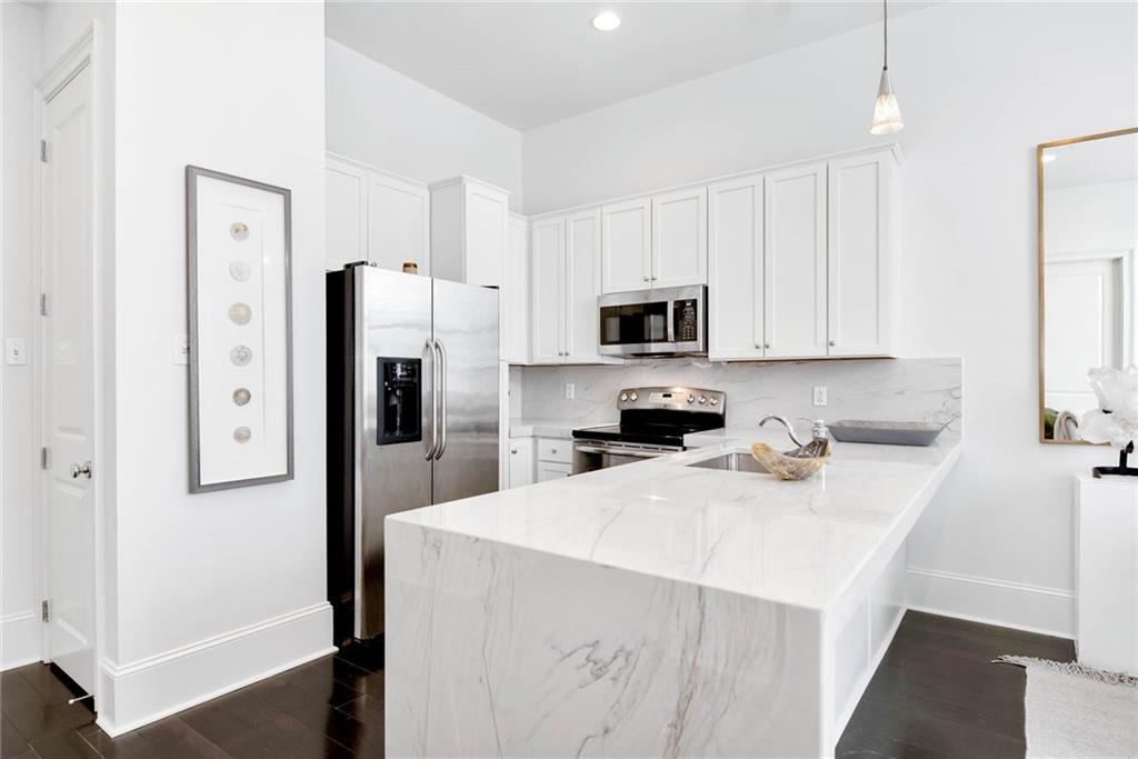 1201 Canal Street, Unit 416 New Orleans, LA 70112 - Photo 7 of 29