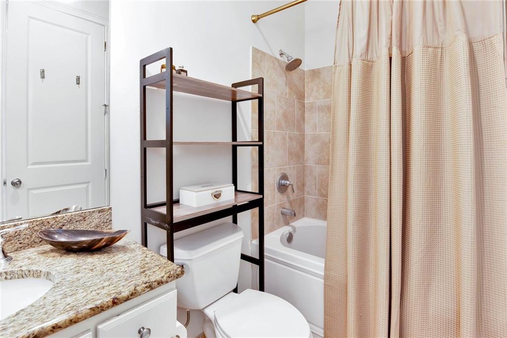 1201 Canal Street, Unit 416 New Orleans, LA 70112 - Photo 10 of 29