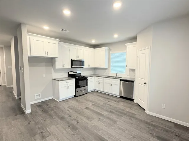 $229,900 | 1825 Thompson Street, Texas City, TX 77568