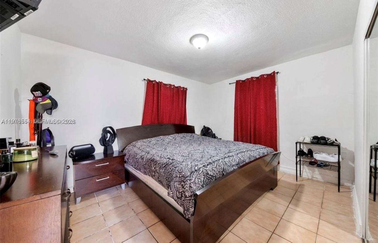 5300 Southwest 6th Street Miami, FL 33134 - Photo 15 of 20