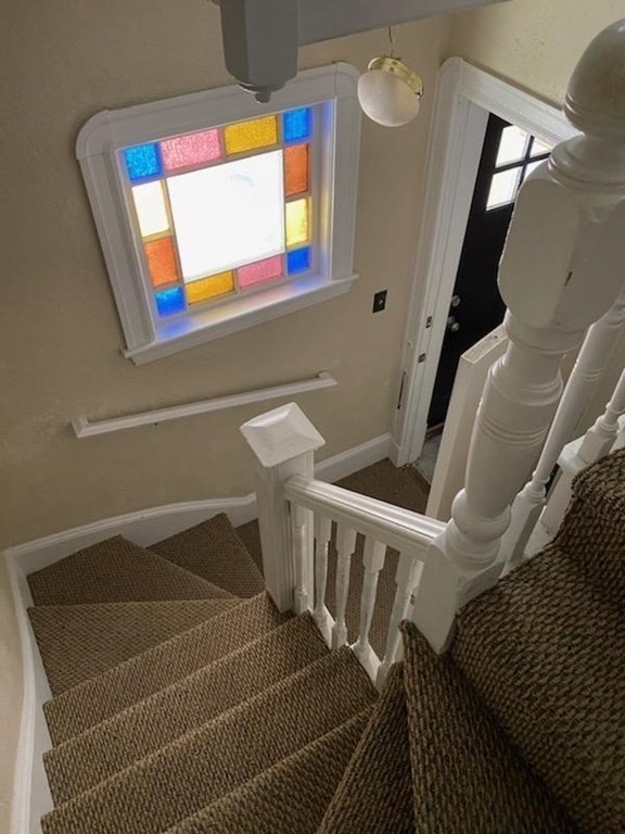 27 Holyoke Road Somerville, MA 02144 - Photo 4 of 14 Gallery Image 4