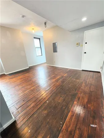 $995 | 4901 Penn Avenue, Unit 4, Pittsburgh, PA 15224