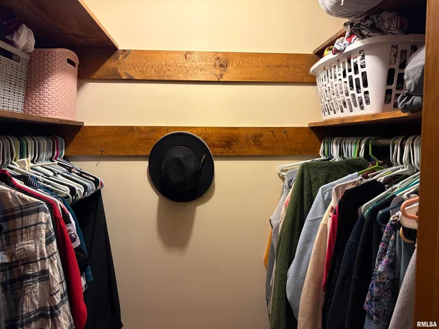 $164,900 | 1800 Frazier Avenue, Centralia, IL 62801