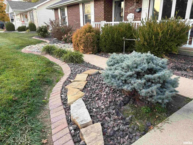 $164,900 | 1800 Frazier Avenue, Centralia, IL 62801