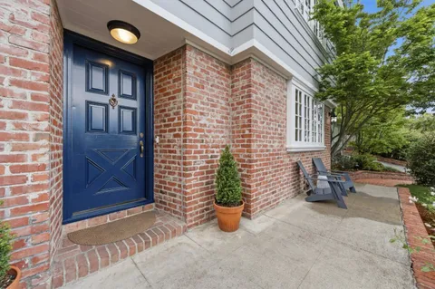 $3,989,000 | 2835 Hillside Drive, Burlingame, CA 94010