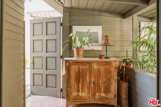 $1,495,000 | 2315 Cove Avenue, Los Angeles, CA 90039