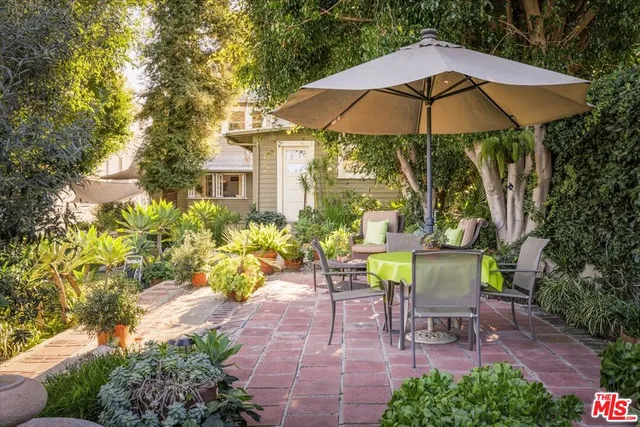 $1,495,000 | 2315 Cove Avenue, Los Angeles, CA 90039