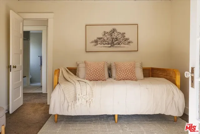 $1,495,000 | 2315 Cove Avenue, Los Angeles, CA 90039