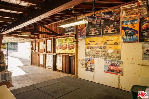 $1,495,000 | 2315 Cove Avenue, Los Angeles, CA 90039