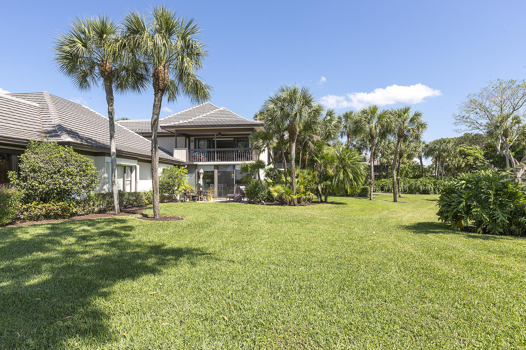 13321 Polo Club Road, Unit C102 Wellington, FL 33414 - Photo 29 of 32 32_Backyard1