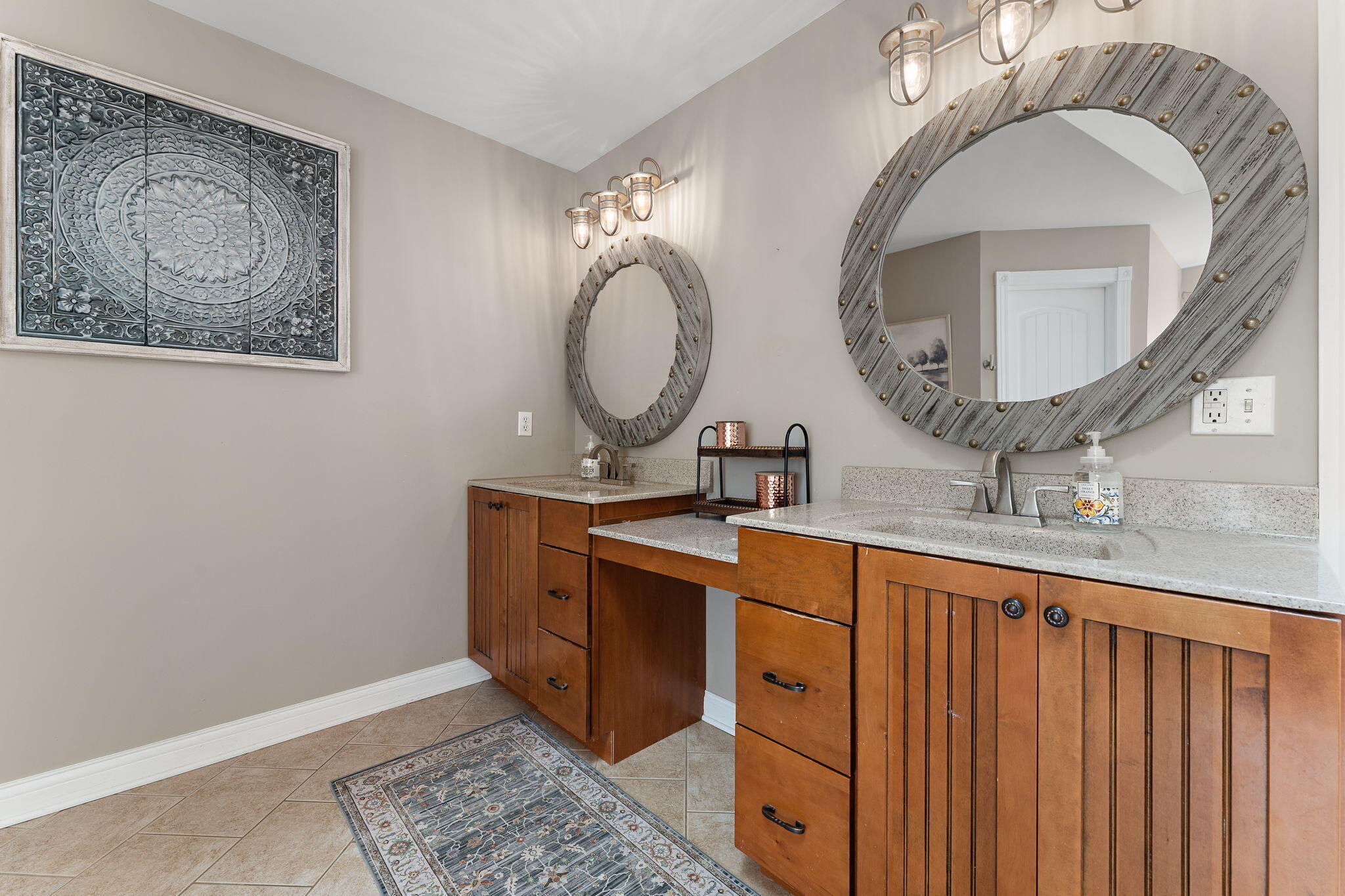 12585 Washington Street Crown Point, IN 46307 - Photo 11 of 48 2048x1365