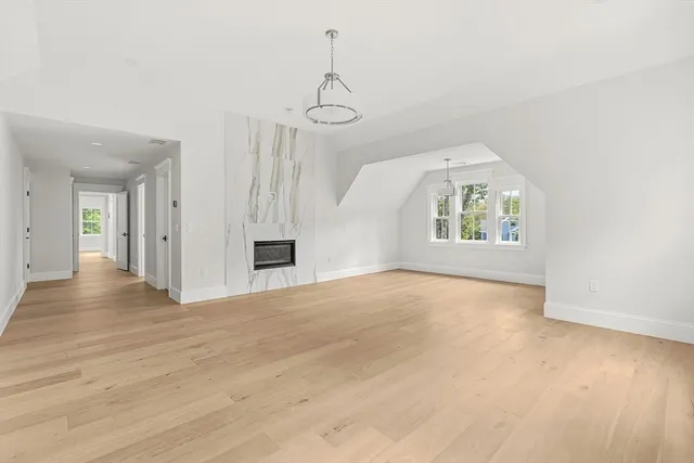 $2,995,000 | 3 Clifford Lane, Weston, MA 02493