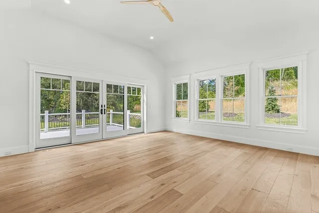 $2,995,000 | 3 Clifford Lane, Weston, MA 02493