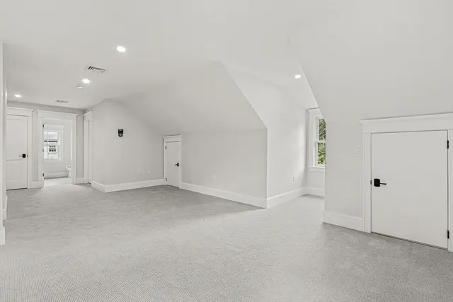 $2,995,000 | 3 Clifford Lane, Weston, MA 02493