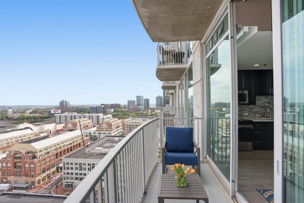 361 17th Street Northwest, Unit 1720 Atlanta, GA 30363 - Photo 20 of 38 a balcony with a city view