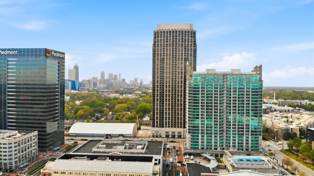 361 17th Street Northwest, Unit 1720 Atlanta, GA 30363 - Photo 35 of 38 a view of a city view