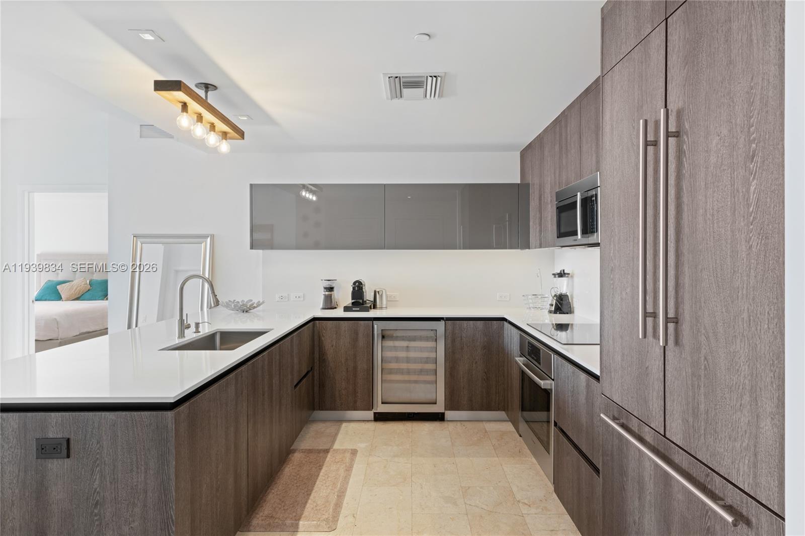 88 Southwest 7th Street, Unit 3403 Miami, FL 33130 - Photo 3 of 37 Photo 3