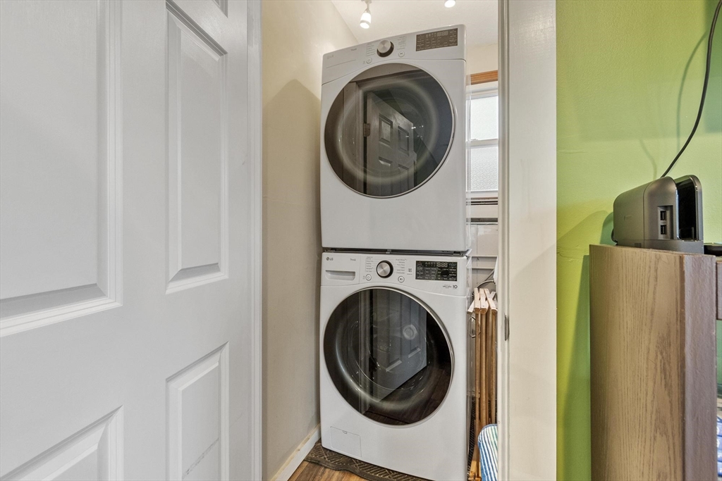 101 Williams Road Ashburnham, MA 01430 - Photo 29 of 42 a utility room with dryer and washer