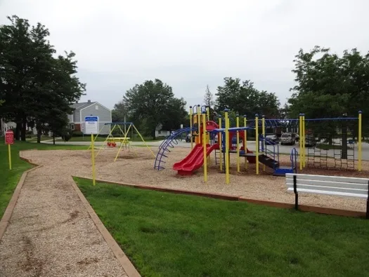 $2,450 | 1987 Franklin Place, Hoffman Estates, IL 60169