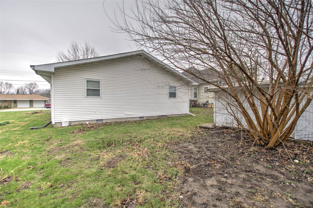 504 South Isabella Street Clinton, IL 61727 - Photo 19 of 23