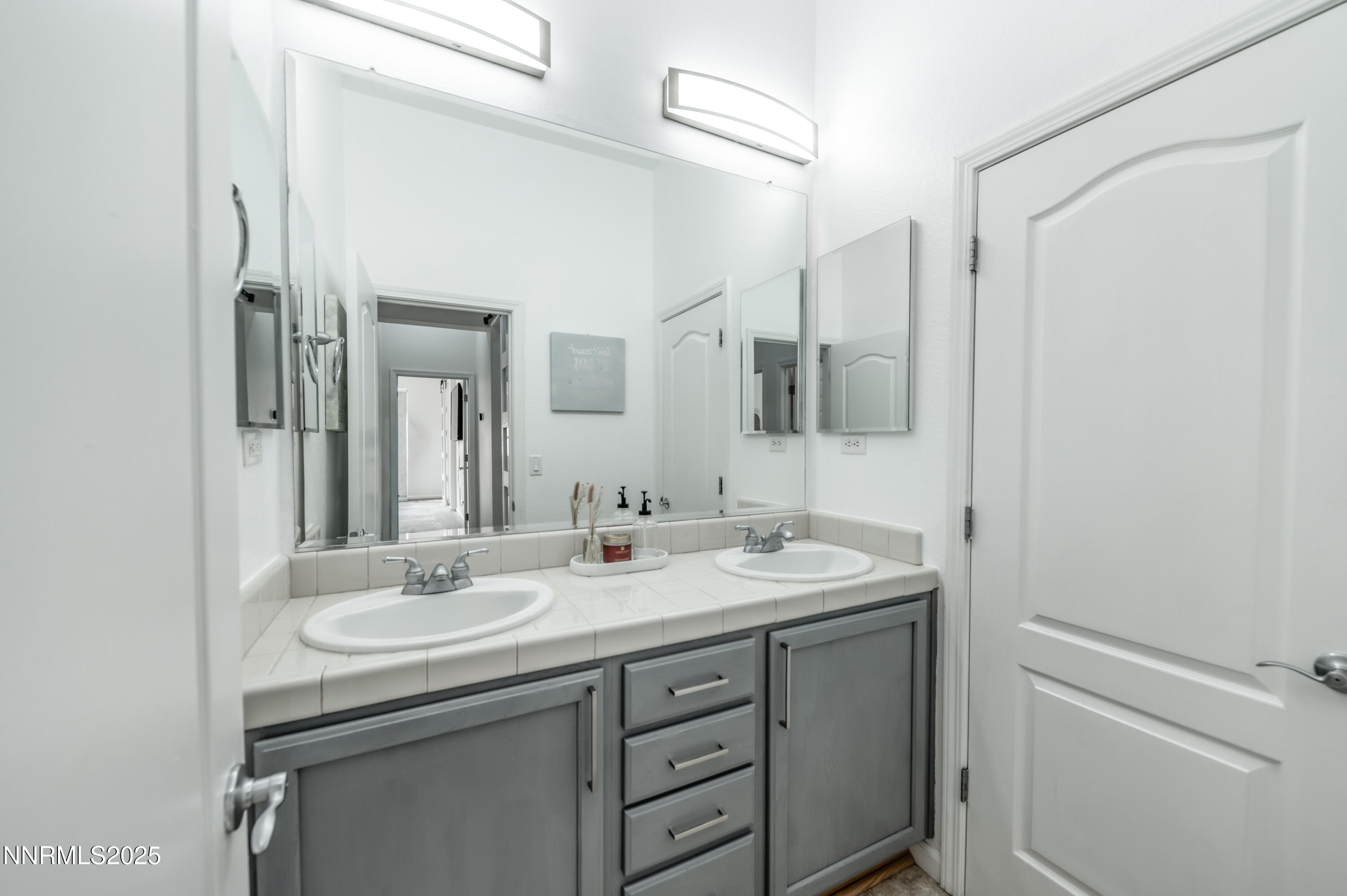 10700 Summer Glen Drive Reno, NV 89521 - Photo 38 of 56 s-1051