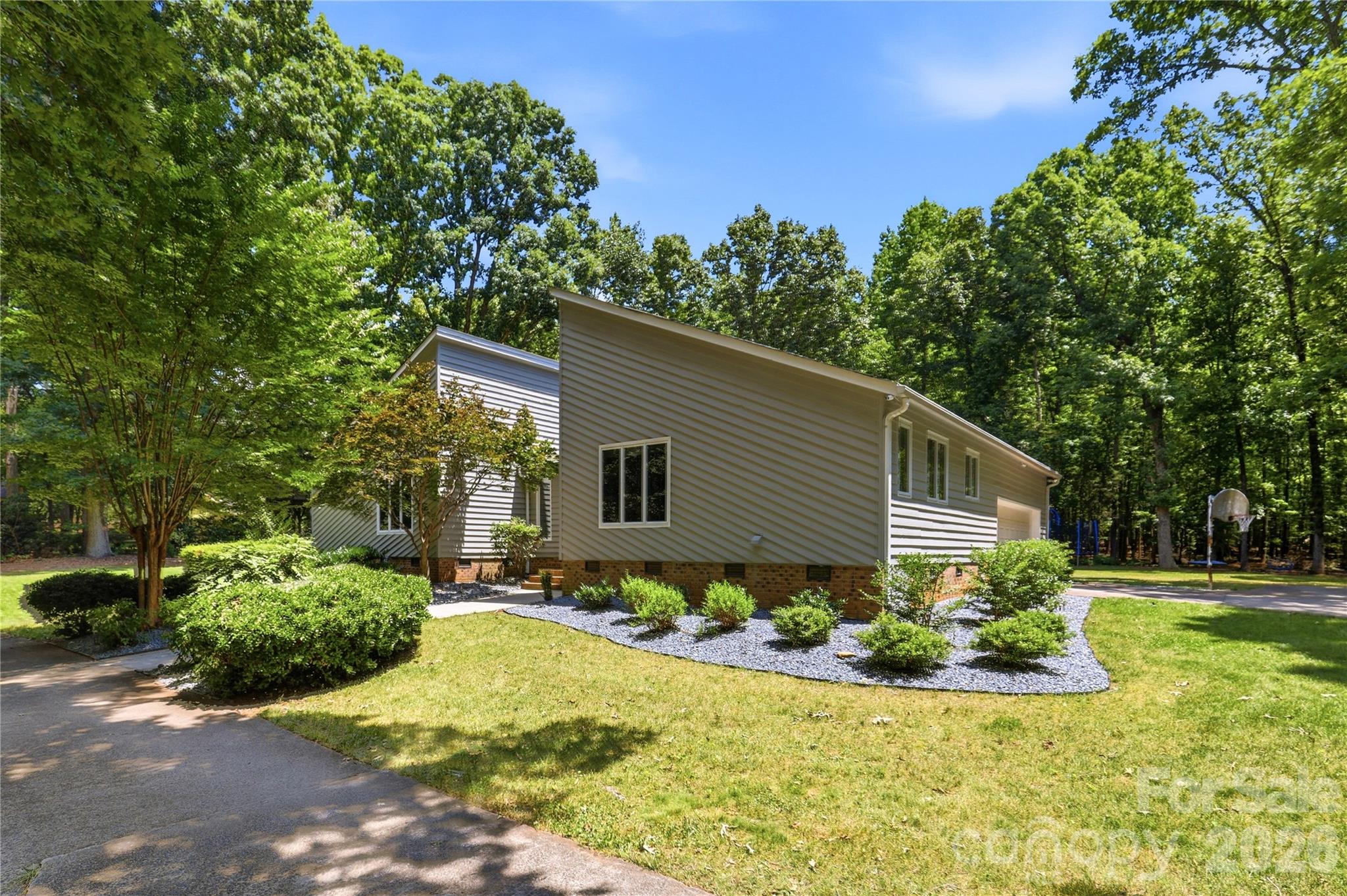 229 Cari Lane Matthews, NC 28104 - Photo 2 of 48