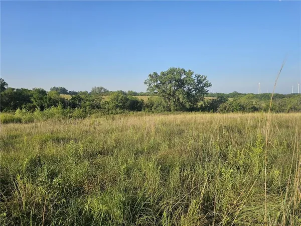 $392,000 | 160th Street, Elmo, MO 64445