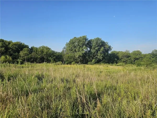 $392,000 | 160th Street, Elmo, MO 64445