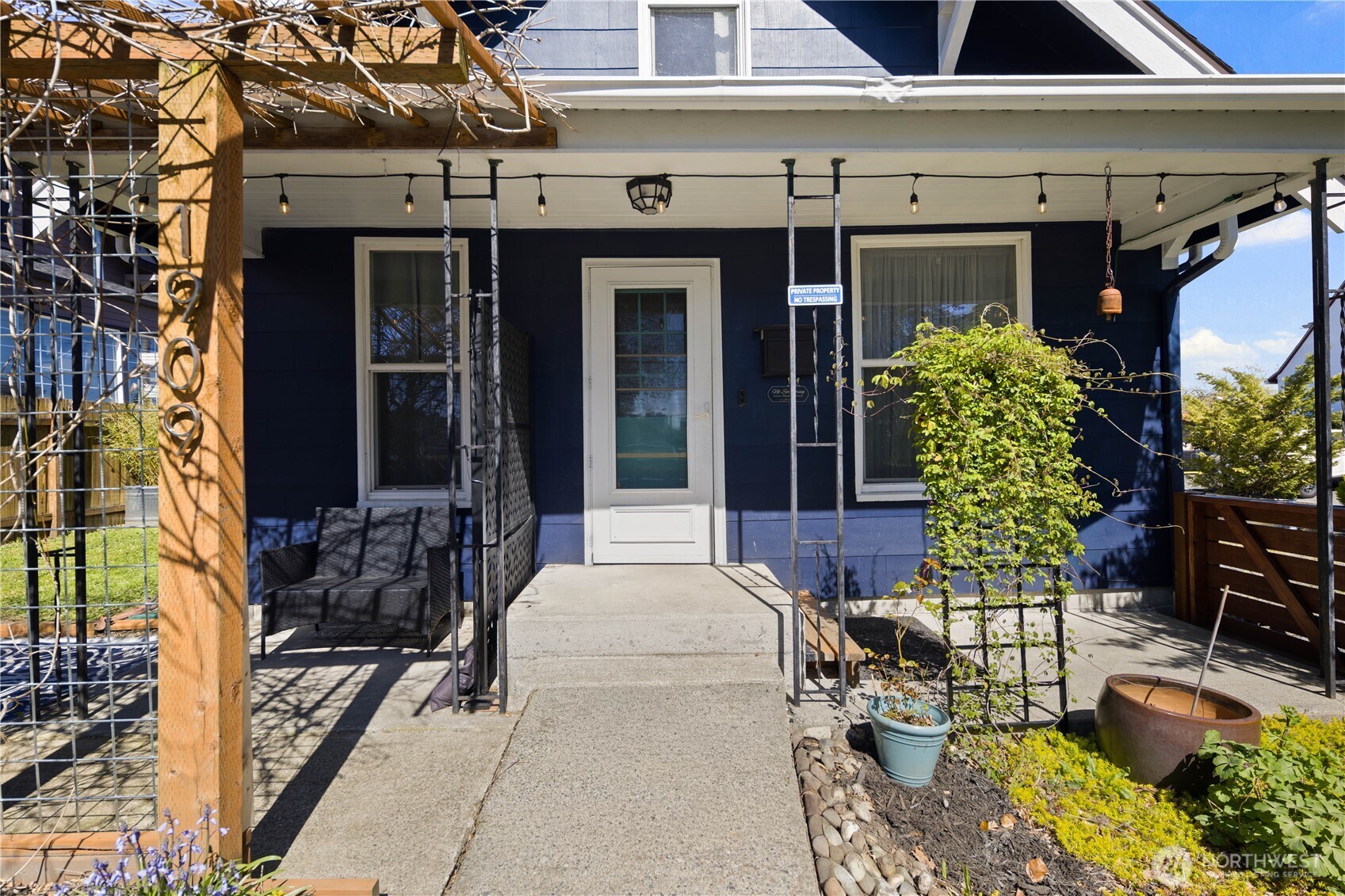 1909 24th Street Everett, WA 98201 - Photo 3 of 39