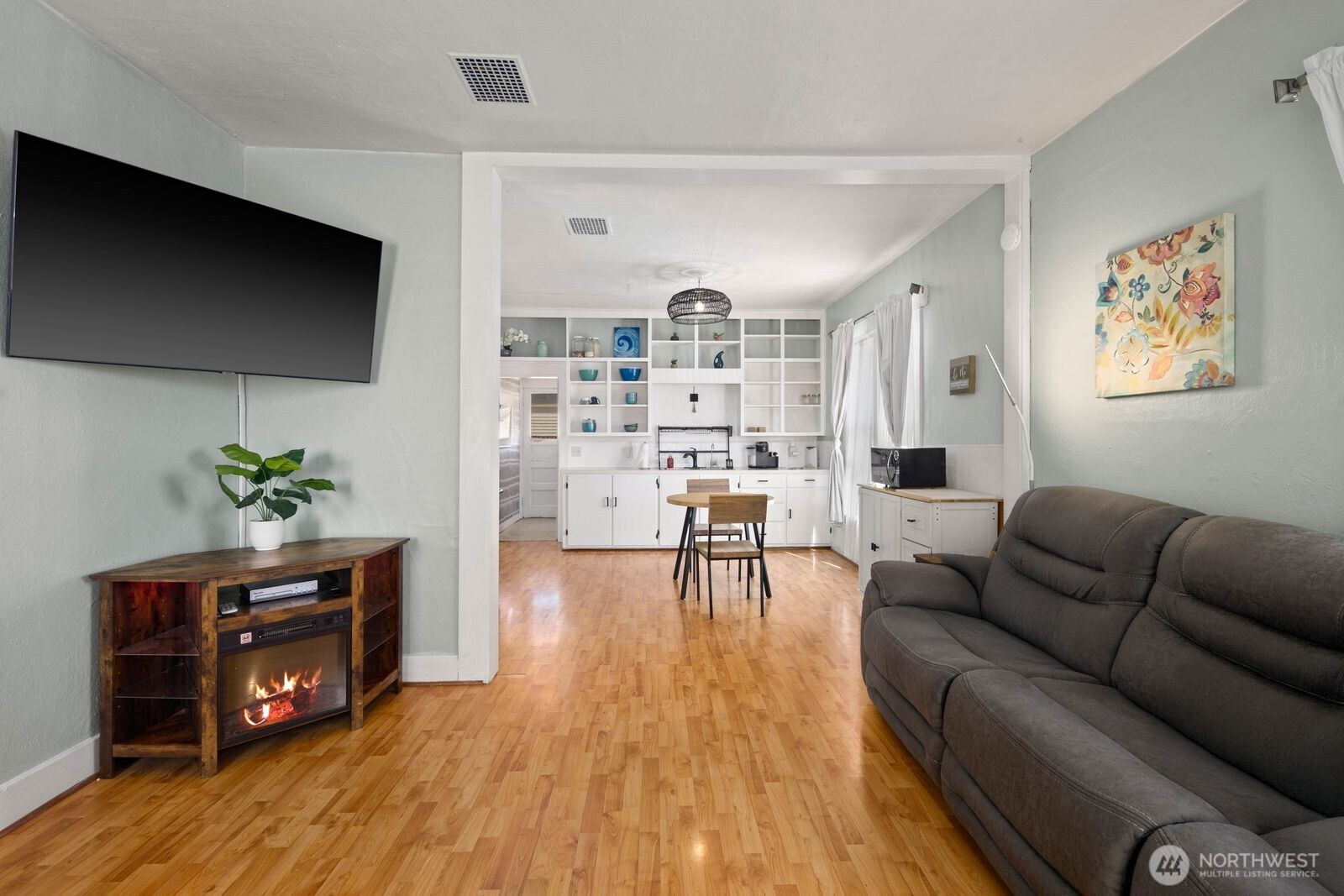 1909 24th Street Everett, WA 98201 - Photo 5 of 39