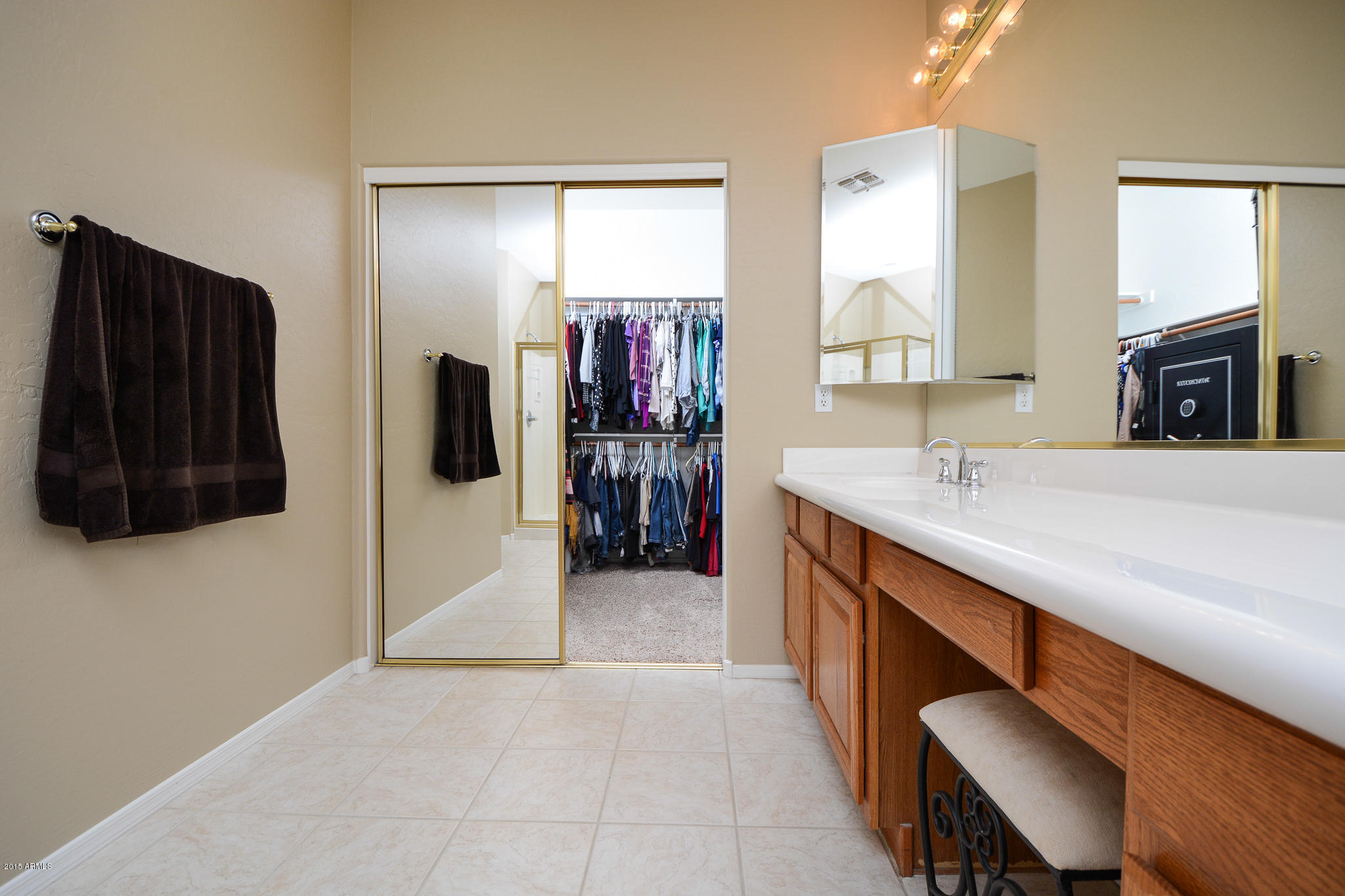 6931 West Rowel Road Peoria, AZ 85383 - Photo 19 of 44 20- MASTER BATH