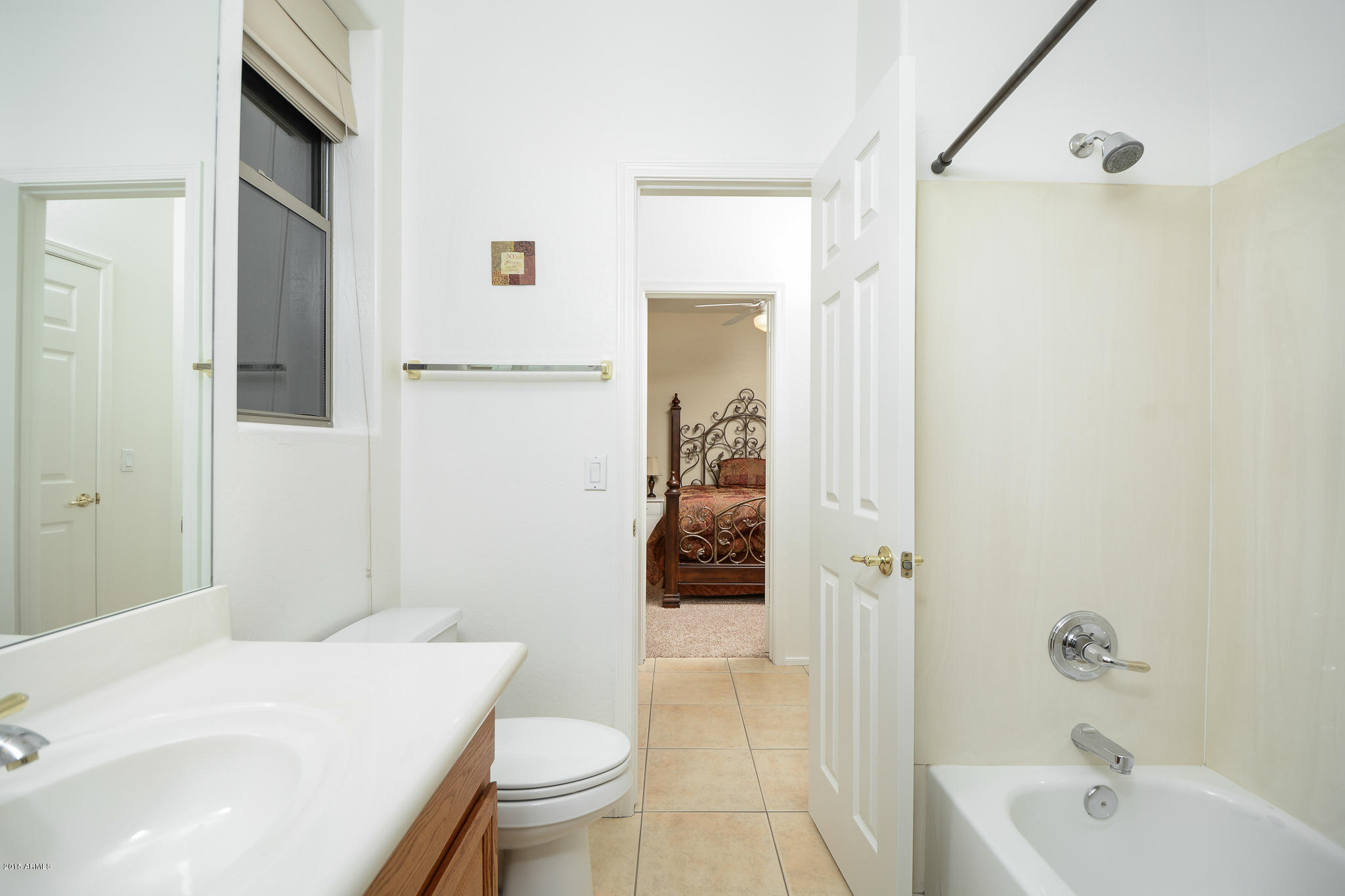 6931 West Rowel Road Peoria, AZ 85383 - Photo 30 of 44 31-JACK & JILL BATH 2 UPSTAIRS