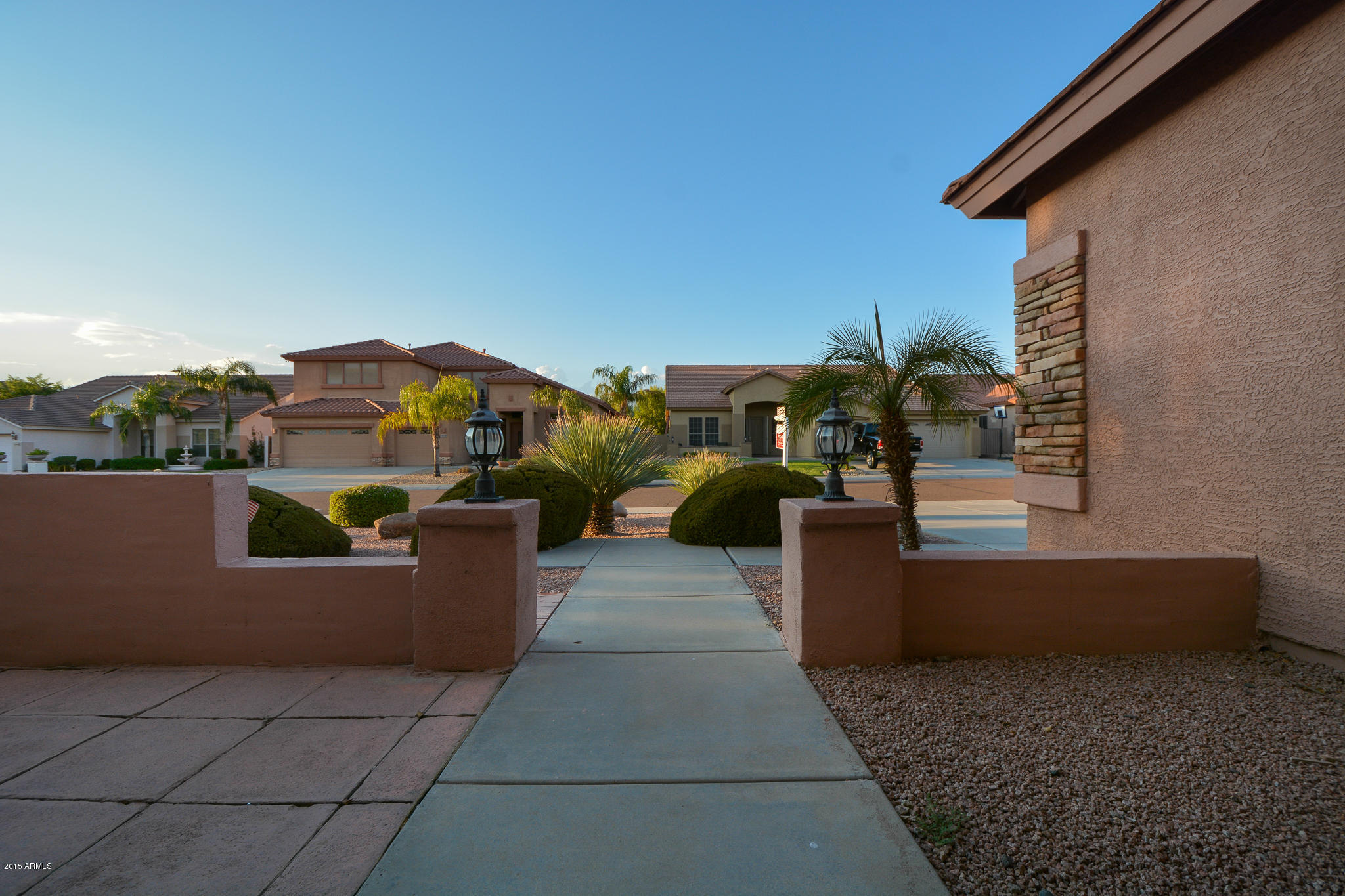 6931 West Rowel Road Peoria, AZ 85383 - Photo 39 of 44 FRONT ENTRYJPG