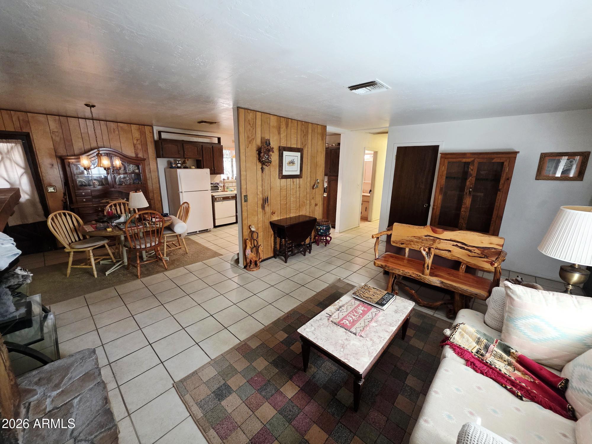 811 North Holly Circle Payson, AZ 85541 - Photo 3 of 20 5676