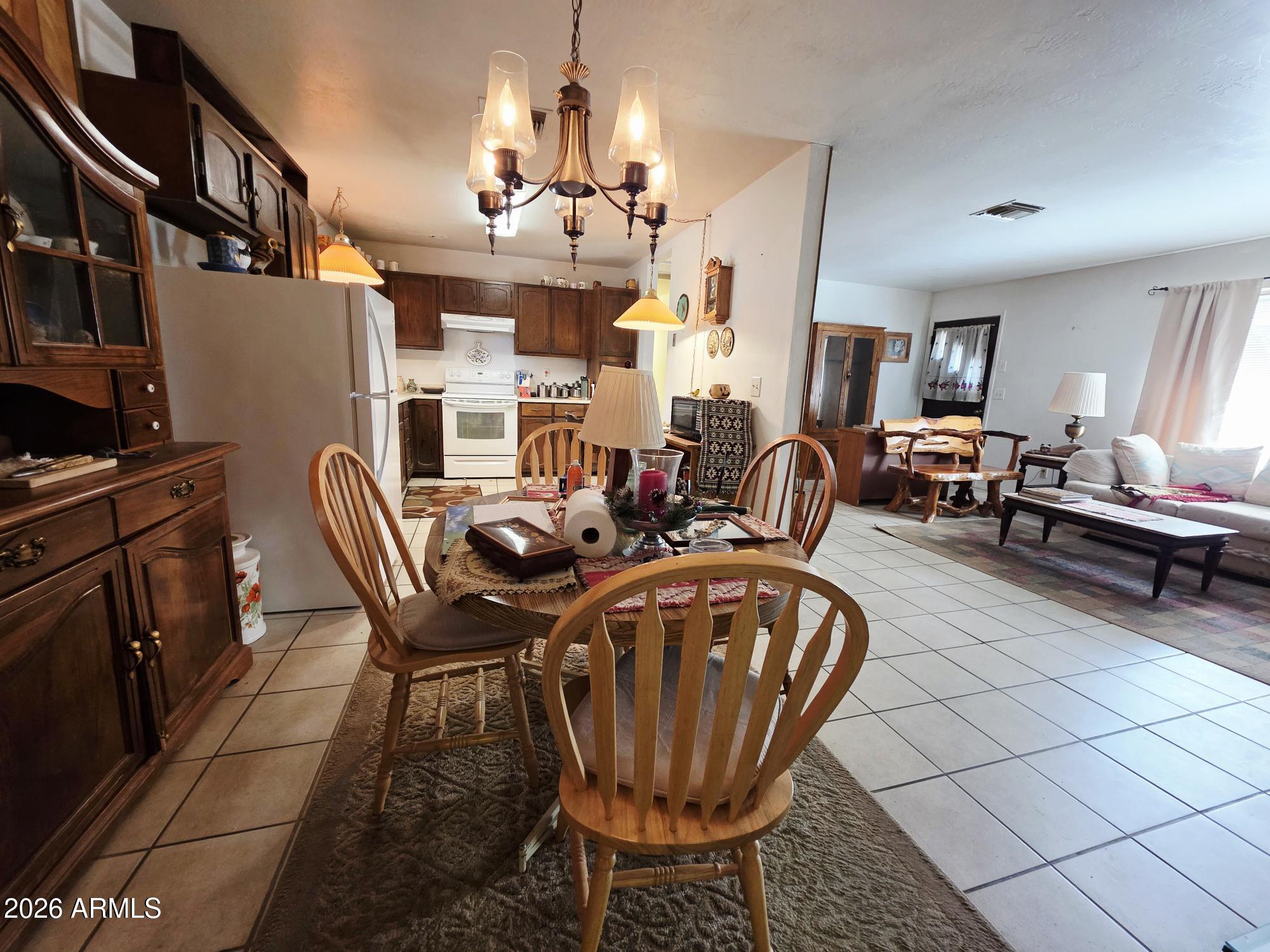 811 North Holly Circle Payson, AZ 85541 - Photo 8 of 20 5682