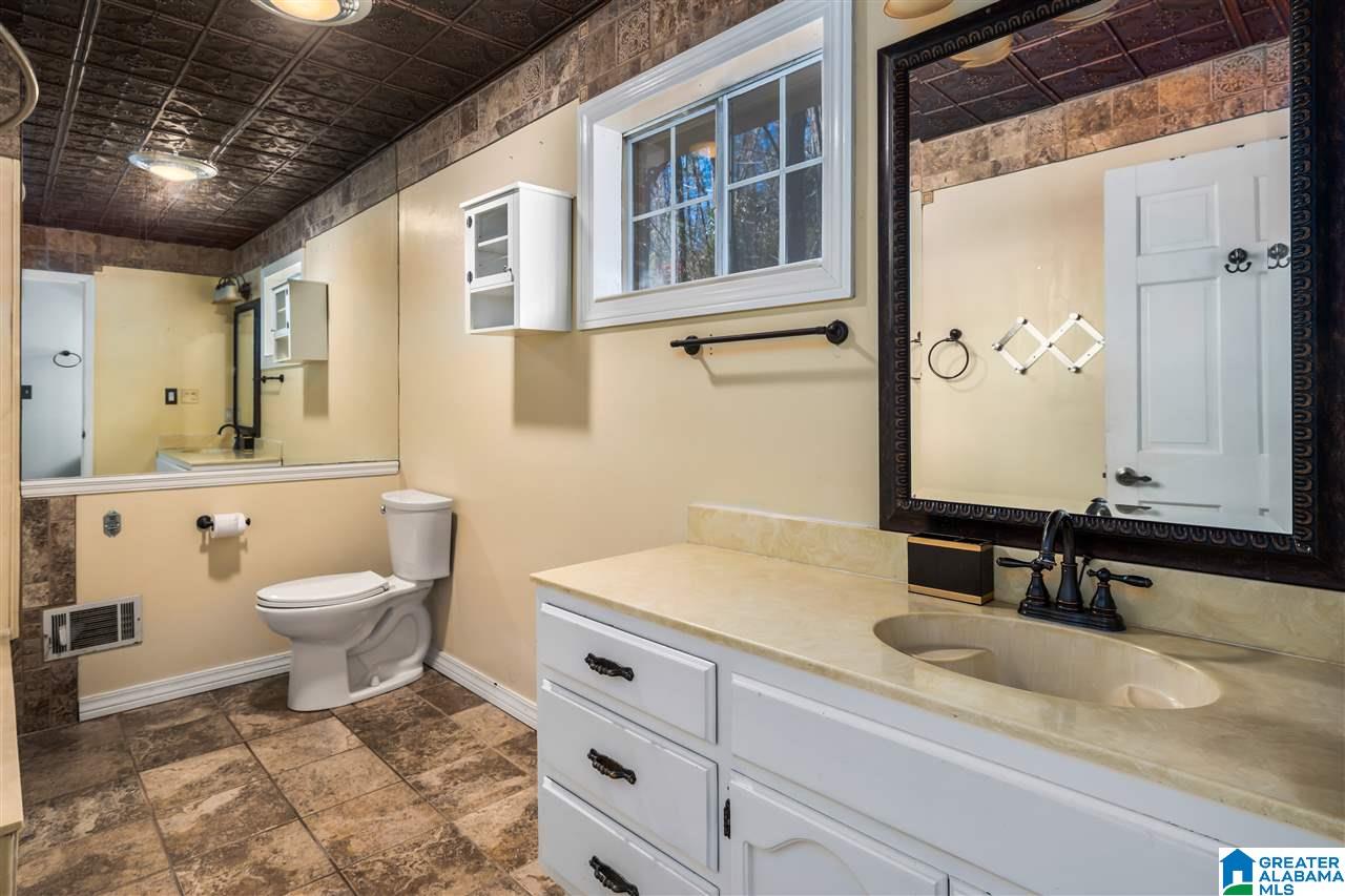 3672 Brookwood Road Birmingham, AL 35223 - Photo 22 of 49
