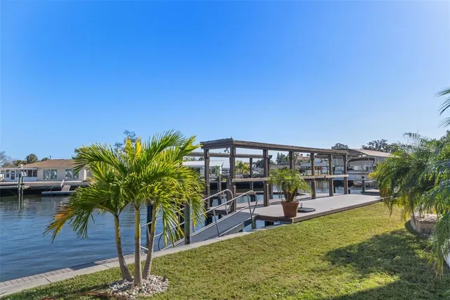 $2,199,000 | 2235 North Kings Cove Point, Crystal River, FL 34429