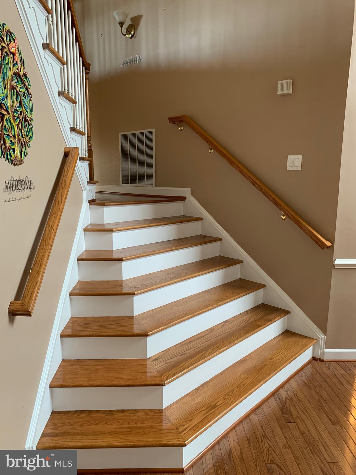 14205 Derby Ridge Road Bowie, MD 20721 - Photo 21 of 53 a view of entryway