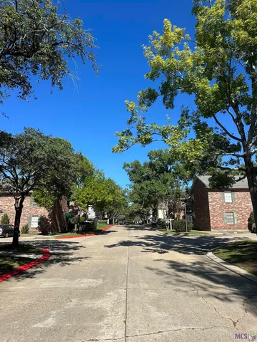 $147,000 | 9855 Jefferson Highway, Unit W9, Baton Rouge, LA 70809