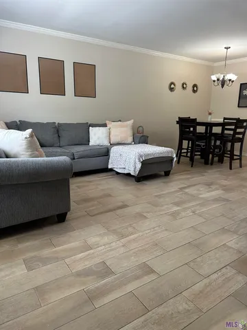 $147,000 | 9855 Jefferson Highway, Unit W9, Baton Rouge, LA 70809