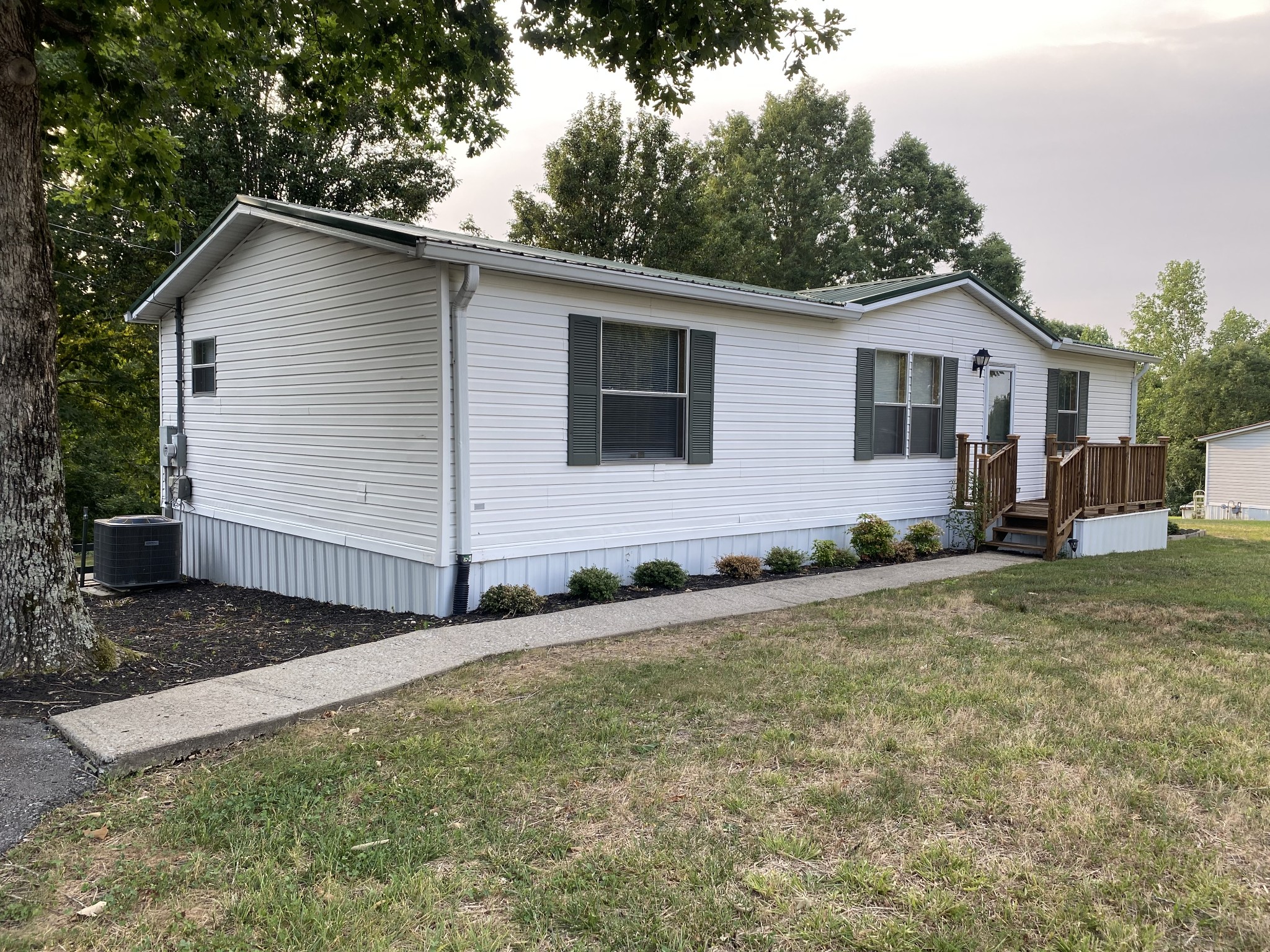 134 Baker Ridge Road Waverly, TN 37185 - Photo 3 of 44 Gallery Image 3